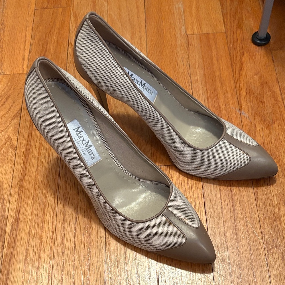 MaxMara Women's Beige and Taupe Heels Sz 38